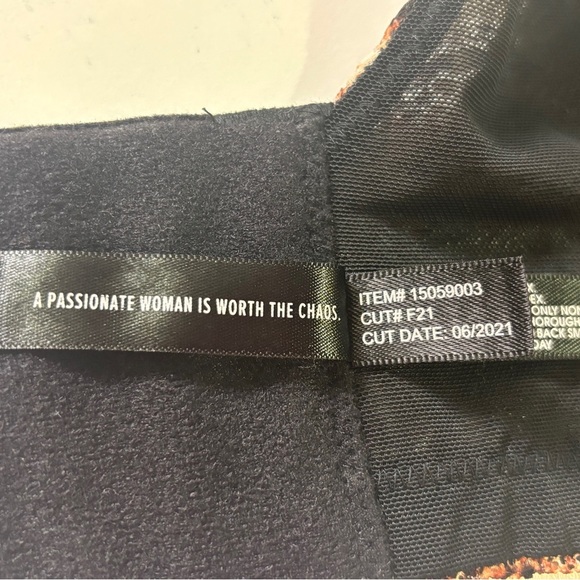 Torrid Curve Animal Print Dream Wire Free Full Coverage Push Up Bra 46DD - Picture 8 of 8